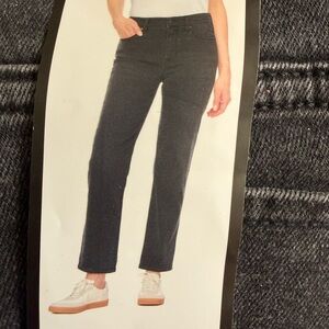 NWT Hudson Midrise Straight Jean Size 8/29 Inseam 29”